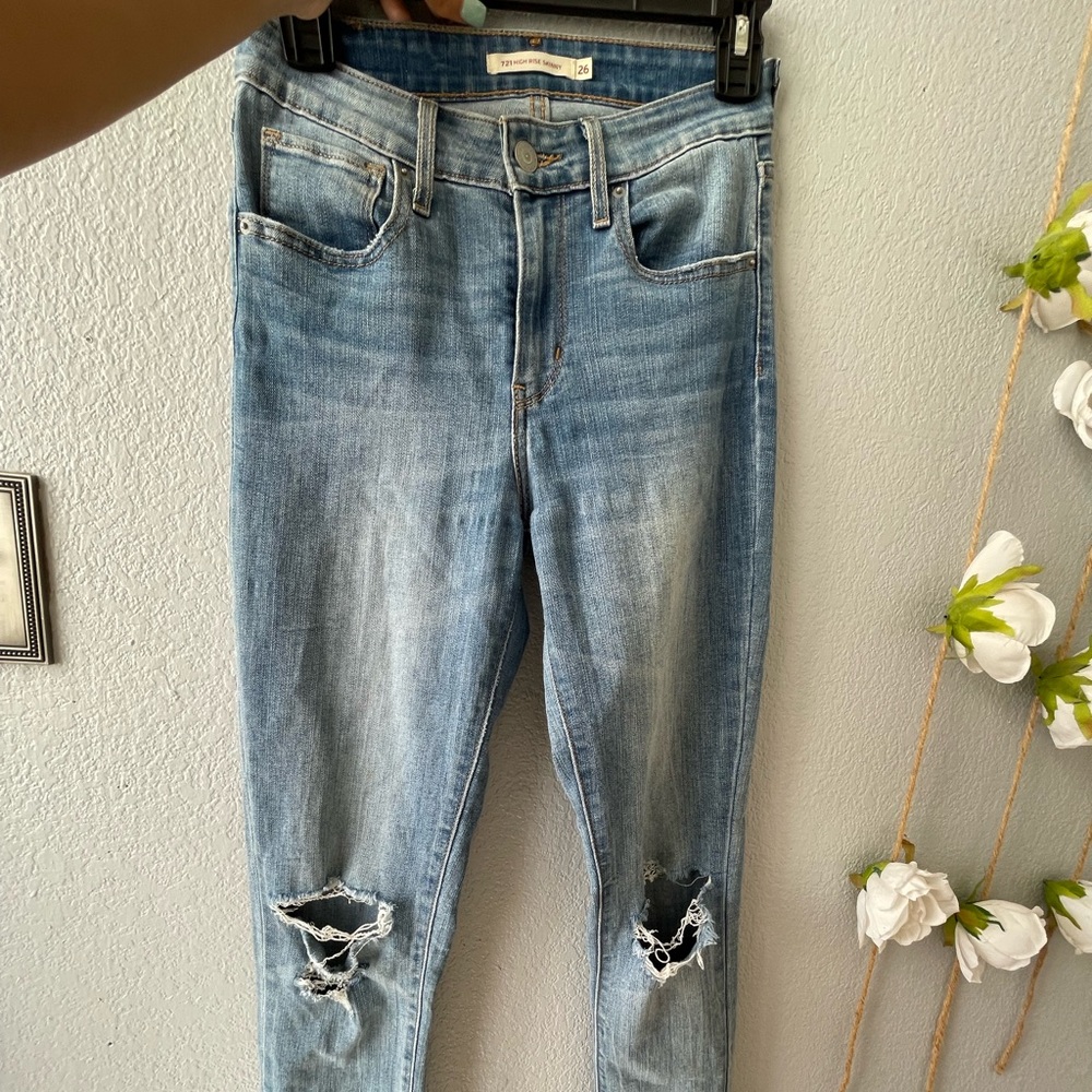 Levi 721 High Rise Skinny Jeans - Picture 2 of 3